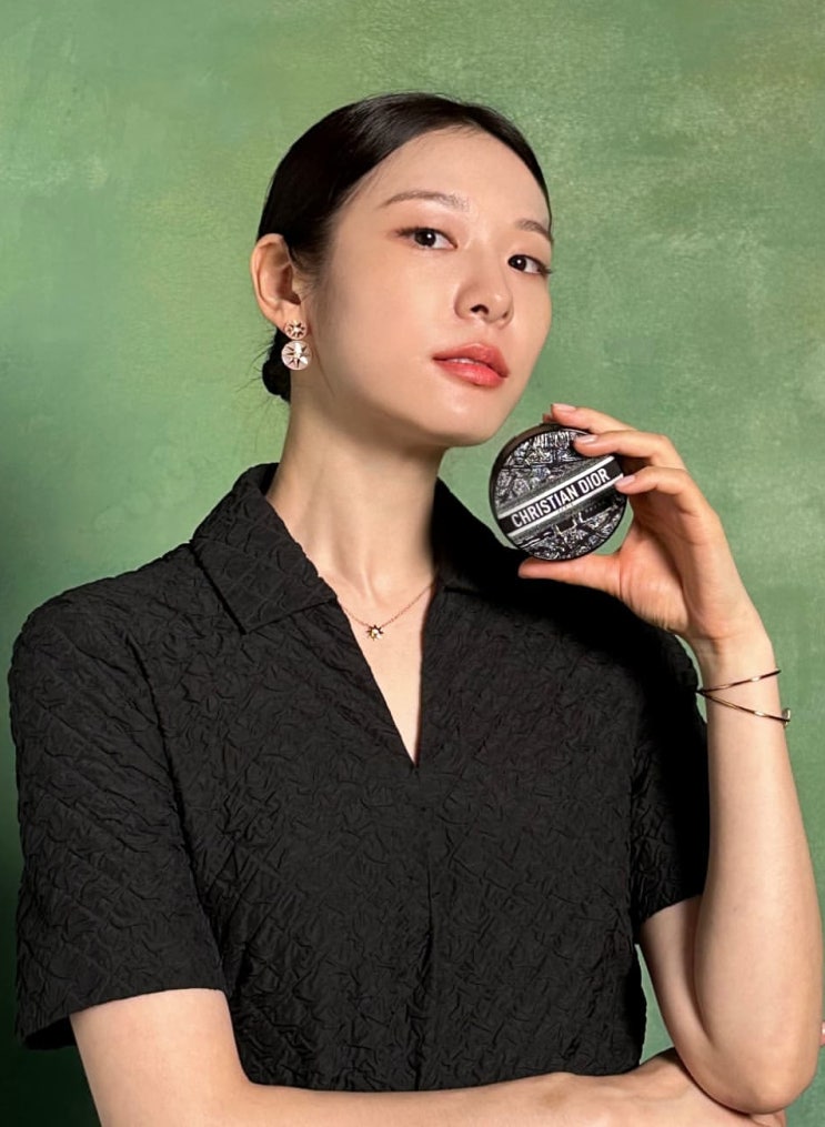 김연아 디올 블랙 드레스 얼마야 찰떡이야 김연아 디올 블랙 드레스 얼마야 찰떡이야