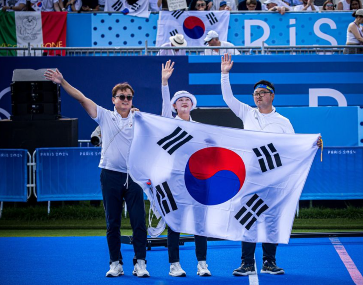 파리올림픽 <b>양궁</b> 임시현 3관왕... 이우석, <b>정의선 회장</b> 지원