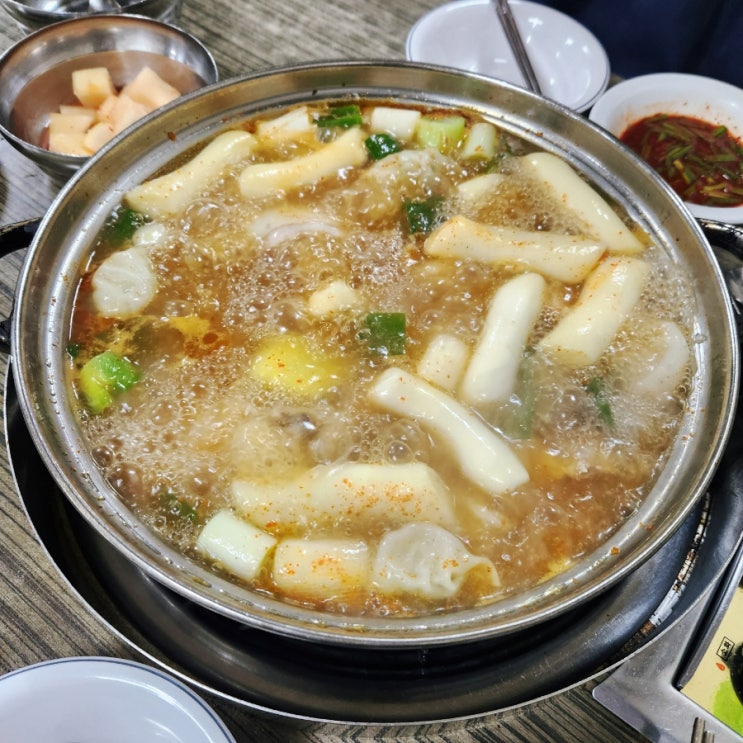 충무로 '본가 닭 한 마리', 숨은 맛집의 진가! 단골 후기 (말복기념!)