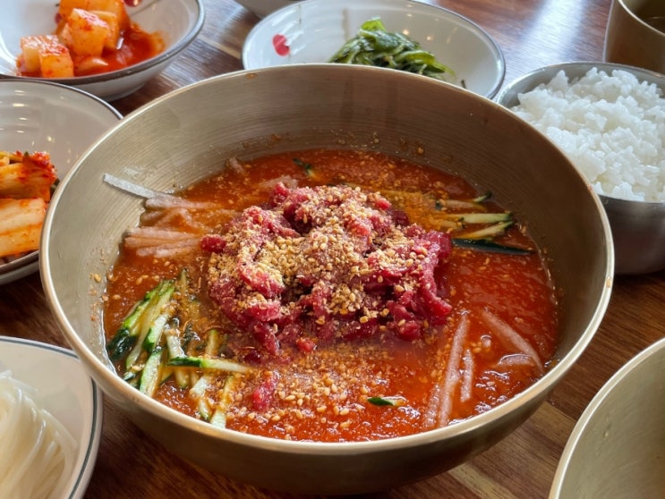  함양집 보불로점 웨이팅 한우물회 경주 한식 먹거리 추천