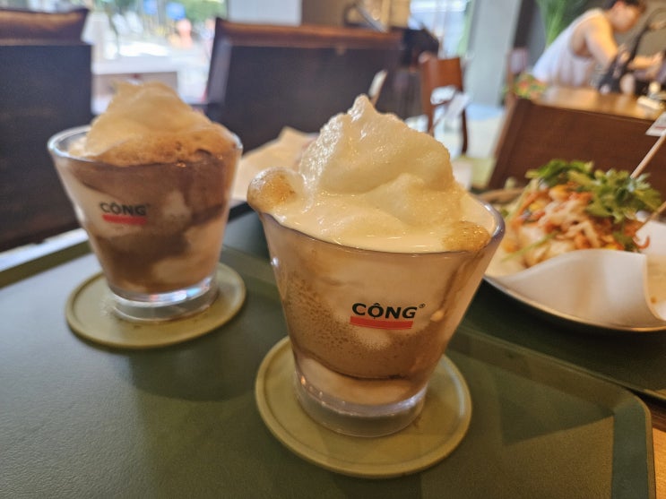  강남구청역 카페 콩카페 코코넛 스무디 커피 반미 맛집