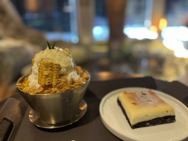  [어나더사이드 발산] 숲속에 있는 듯한 인테리어에 빙수가 맛있는 카페 추천