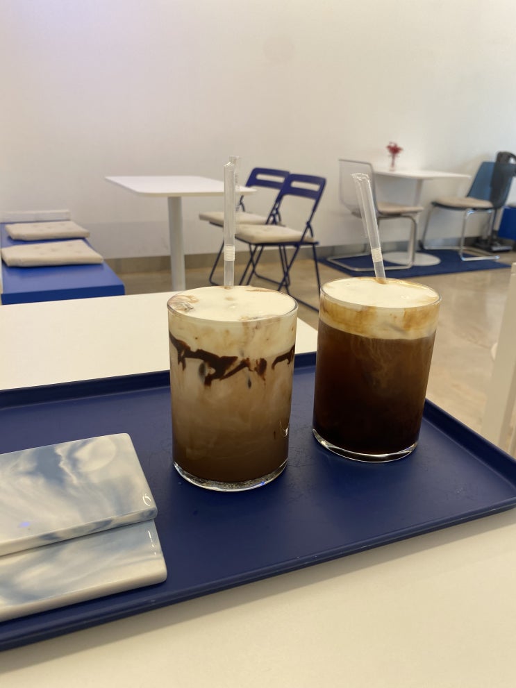 군산 미룡동커피 쏠티드크림음료 소금빵맛집 미룡동카페추천 군산대조용한카페