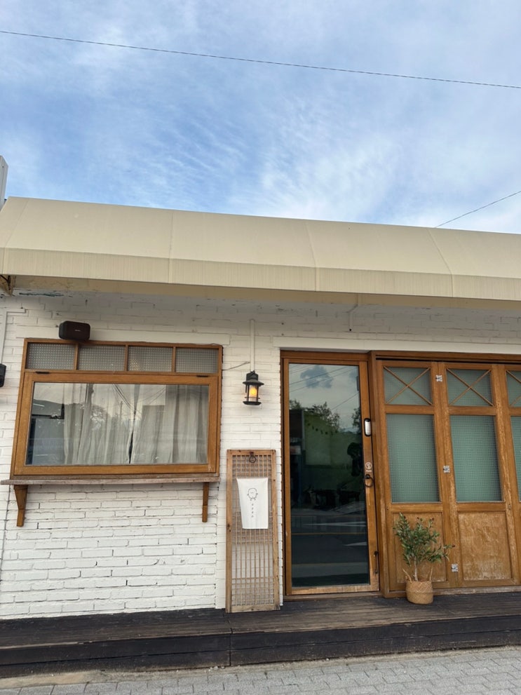  강릉 강문해변 카페 꾸옥 GGUOK / 옥수수푸딩, 옥수수크림라떼 / 메뉴, 찐후기