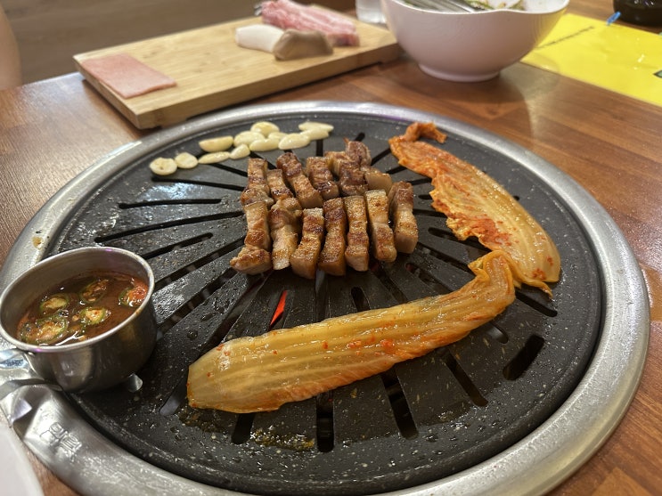  순수 암퇘지 해운대 맛집 미듬해운대점 솔직리뷰