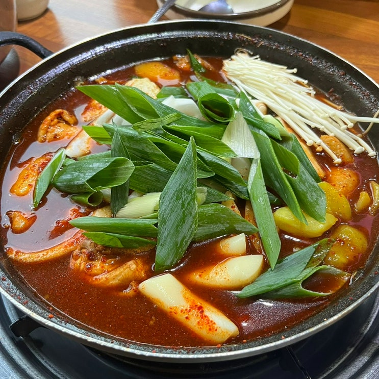  [대구/서구/내당동/감삼역] 닭볶음탕(닭도리탕)이 너무 맛있는 두류, 광장코아 근처 맛집: 닭의 도리 본점