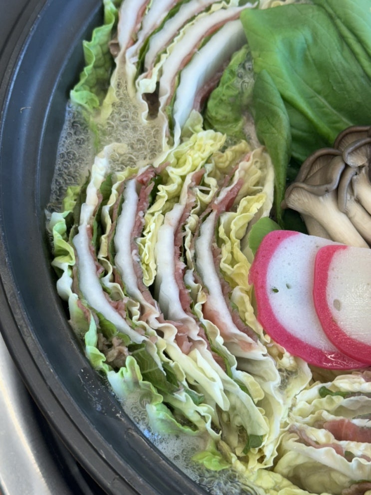  고양 서오릉 맛집 밀푀유나베에 칼국수까지 든든하게 홍대스앤샤 고양서오릉점