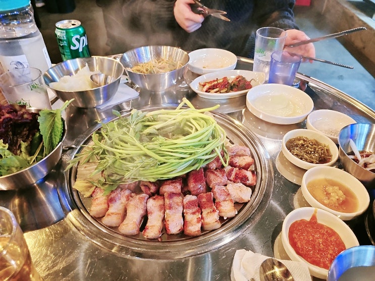  봉담 돈필살 모듬한판 미나리삼겹 고기구워주네