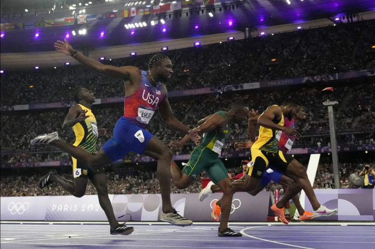 <b>노아</b> 라일스(Noah Lyles), <b>100m</b>에서 0.005초 차이로 미국... 