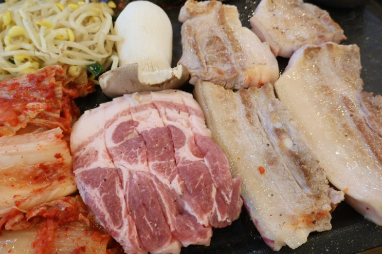 질 좋은 흑돼지를 맛볼 수 있는 대전 관평동 제주흑돼지