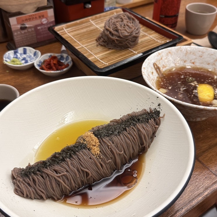  신촌 맛집 소바연구소 식감이 특이한 쌀면 냉소바와 들기름 메밀소바