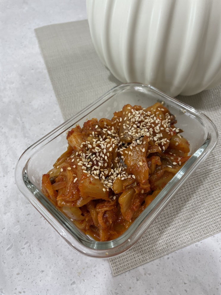  아이들도 좋아하는 간편한 집반찬 볶음김치 만들기