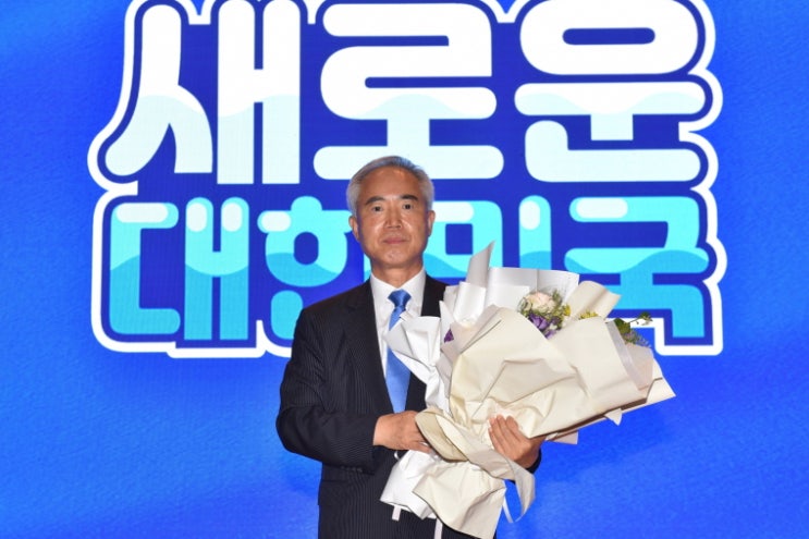 <b>민주당</b> 양부남 의원, <b>광주시</b>당 위원장 선출…조직력의 승리