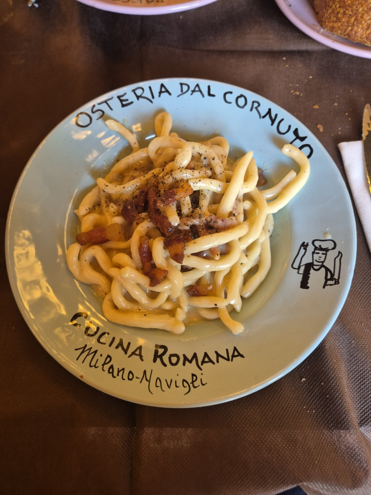  [밀라노 나빌리오 운하] Osteria dal Cornuto (나빌리오 운하 로마식 생면 파스타 / 분위기 맛집)