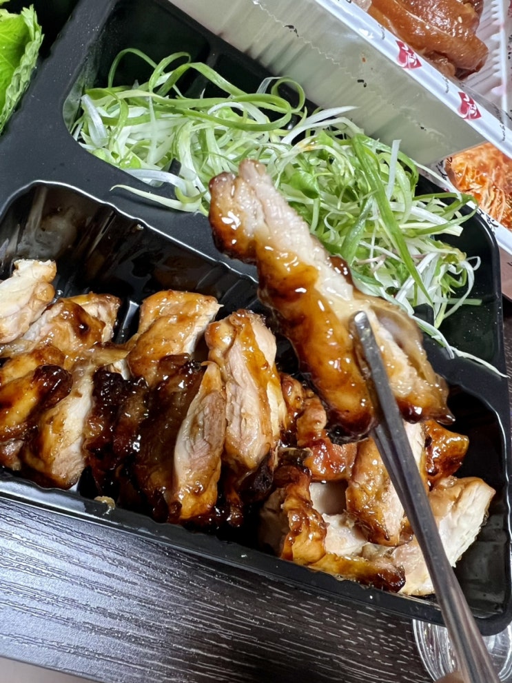 누나홀닭 바베큐 쌈닭 치킨 내돈내산 후기