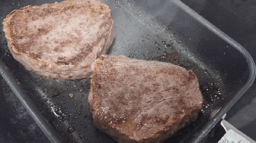  프리미엄 소고기 아기 이유식 유아식 헤이그린스 목초육 스테이크 육즙 팡 맛있다