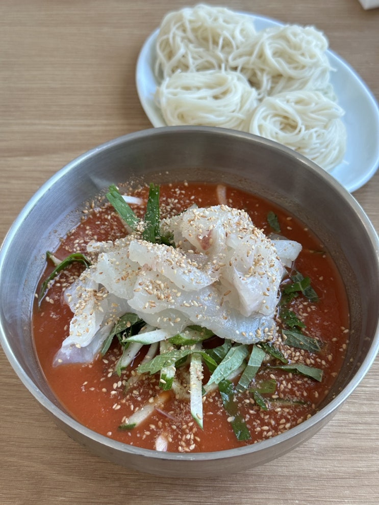  전북 부안 변산해수욕장 근처 로컬맛집 변산물회 해물국밥