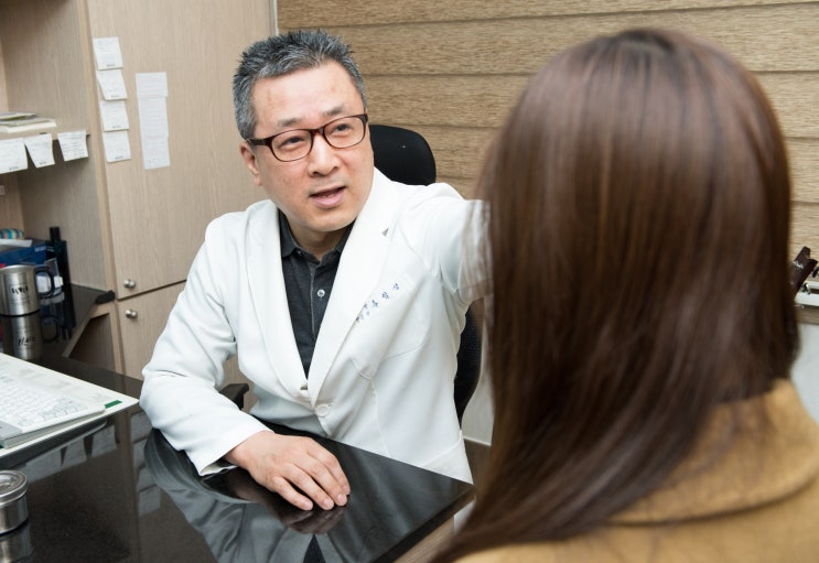  서울대입구역리쥬란힐러, 연예인도 많이 하는 스킨부스터 잘하는 구디역인근피부과는?