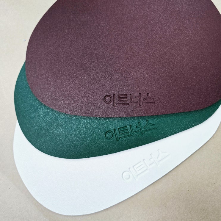  직장인판촉물 회사직원증정품 사례