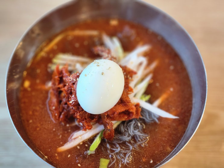  안산에 위치한 본가 속초 함흥냉면 · 개성 만둣국