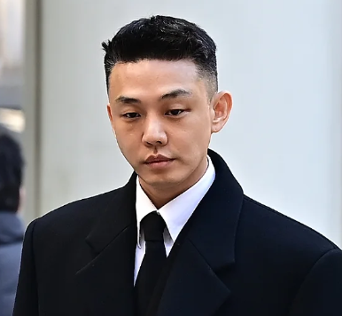 배우 <b>유아인 부친상</b> 향년 67세