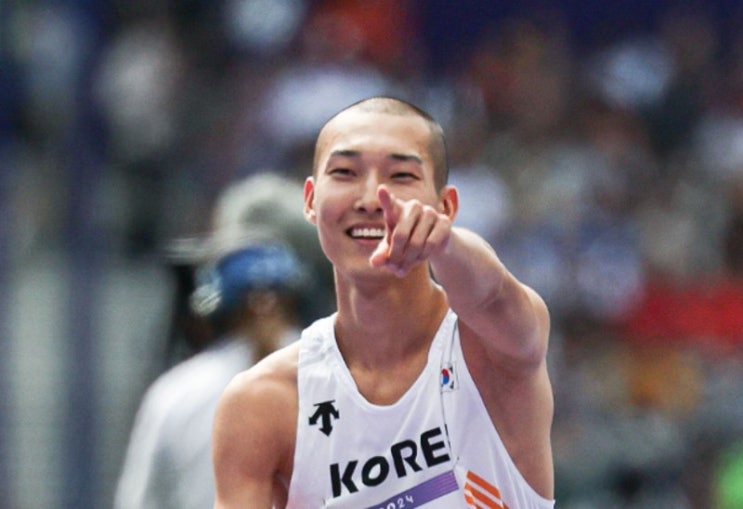 점퍼' <b>우상혁</b>, 파리 올림픽 남자 높이뛰기 <b>결선</b> 결승전 <b>진출</b>