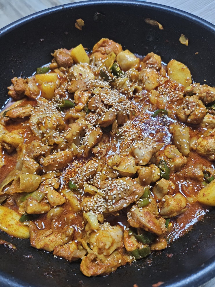  오늘 저녁은 양념닭갈비