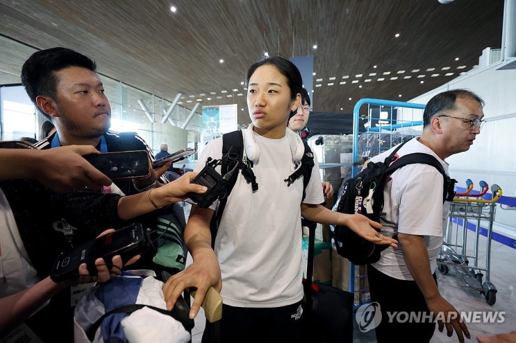 안세영 귀국 하지만 아무말도 하지 않았다 김택규 회장 진실공방 파리올림픽 블랙홀 안세영 귀국 하지만 아무말도 하지 않았다 김택규 회장 진실공방 파리올림픽 블랙홀