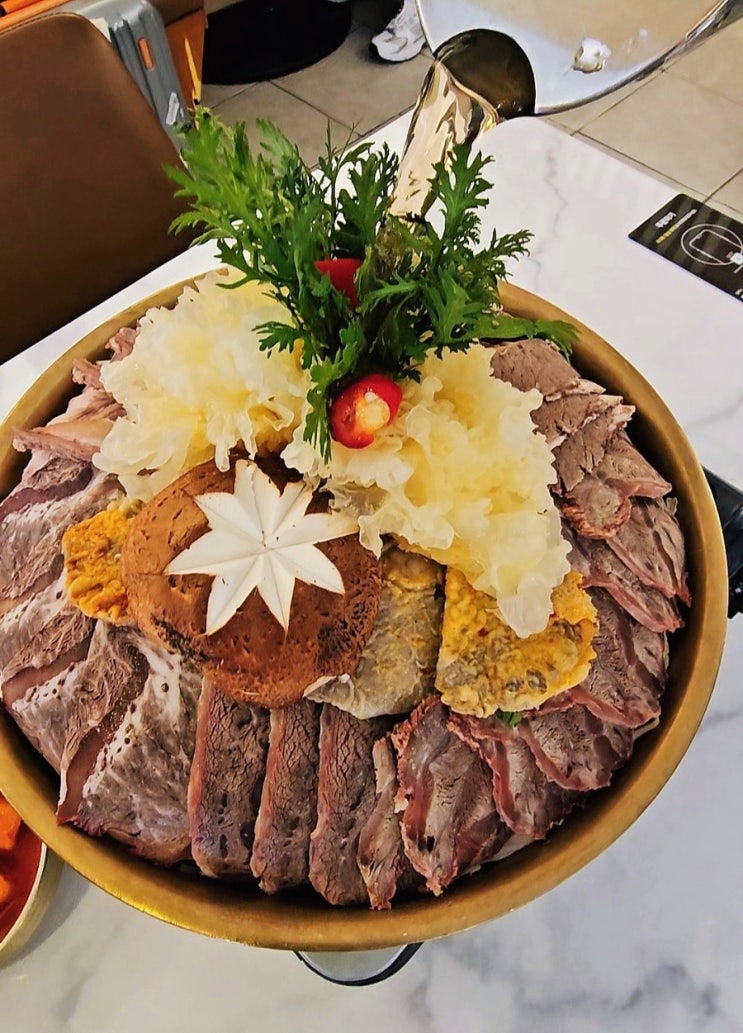 강남 논현역 점심 맛집 우슴 어복쟁반 여름보양식 강남 논현역 점심 맛집 우슴 어복쟁반 여름보양식