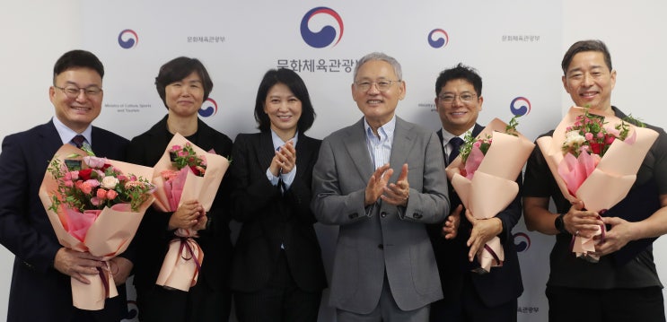 <b>문체부</b> 유인촌 장관, 스포츠윤리센터 <b>임원</b> 5명 임명
