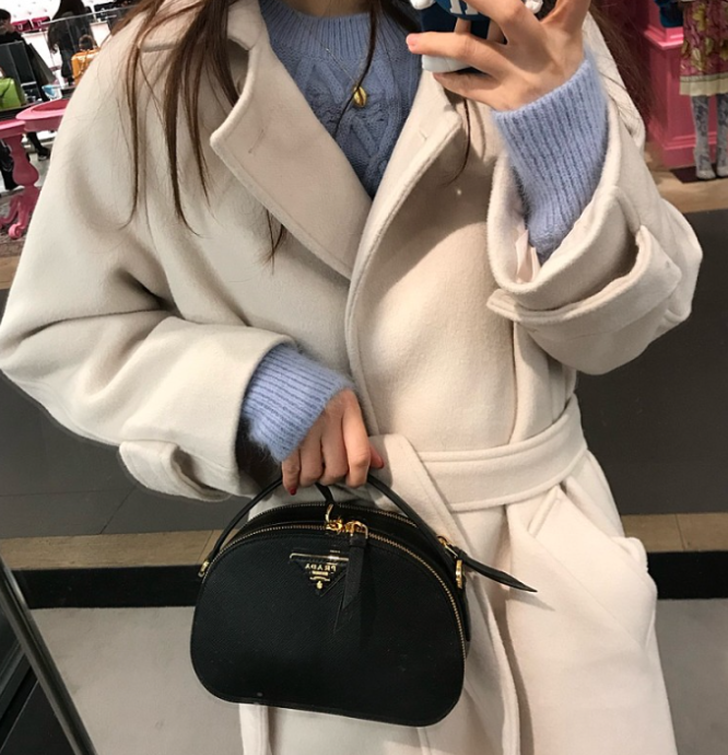  프라다 오데뜨 미니 깜찍한 러블리 데일리백
