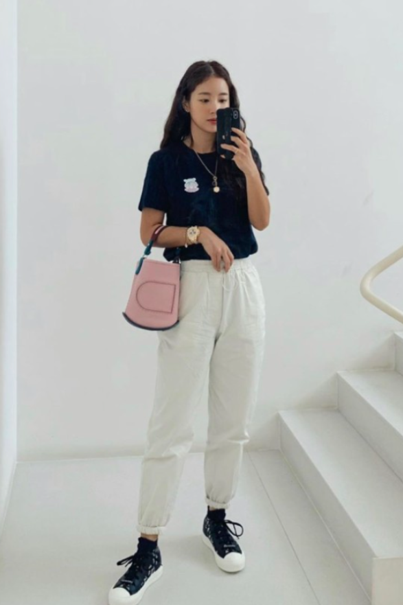  델보 핀 팽 미니 버킷백 벨기에 명품 브랜드 클래식의 재해석