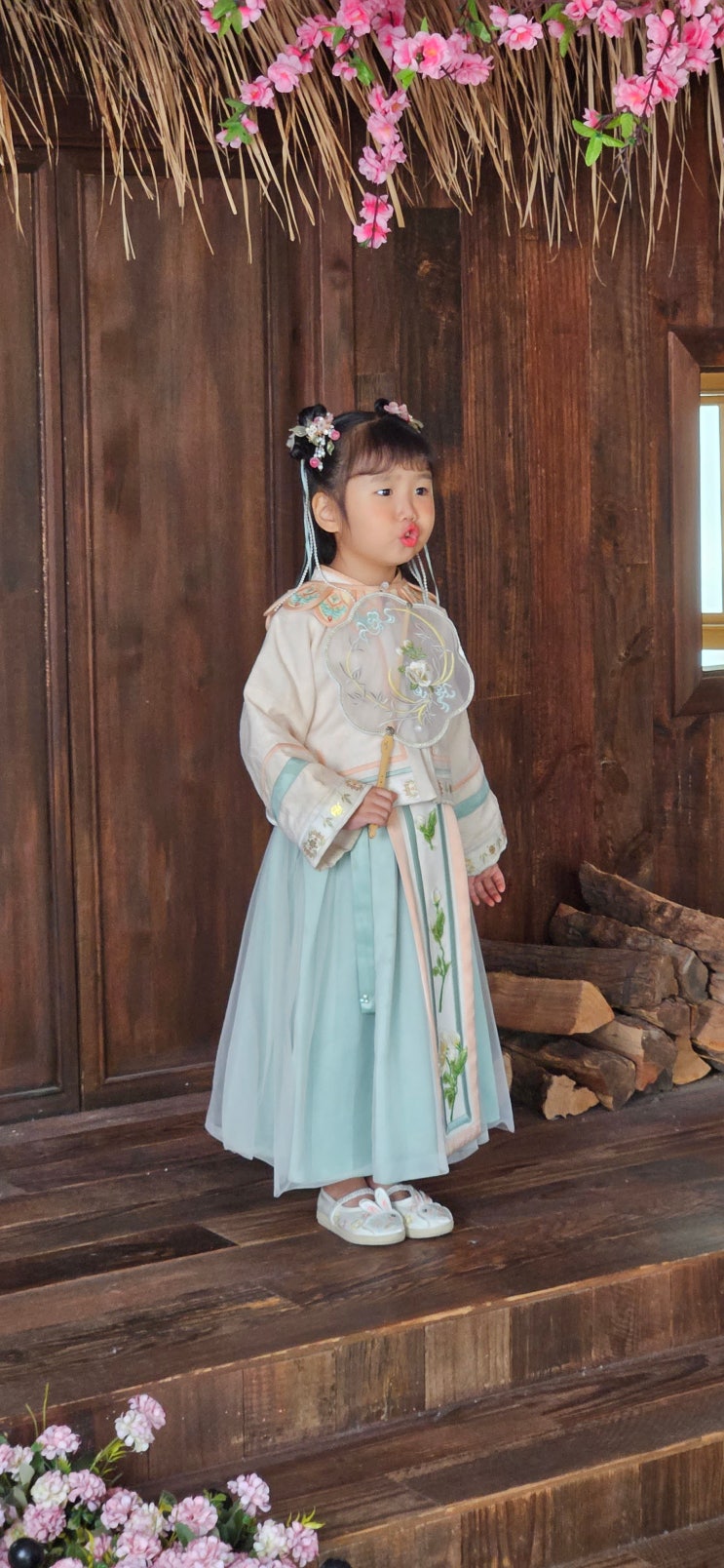  2023 충칭 (2일차) 스튜디오, 동파따오, 인형뽑기, 충칭훠궈