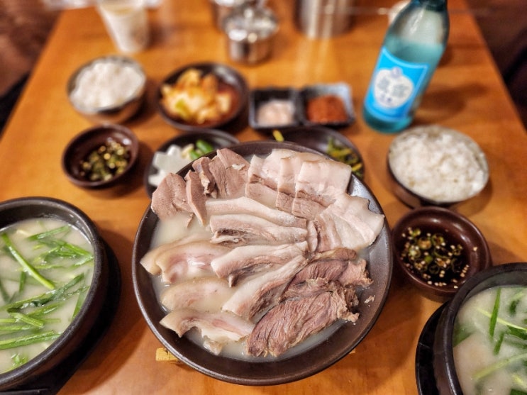  부산 깡통시장맛집 양산집 부산 노포 돼지국밥이에요