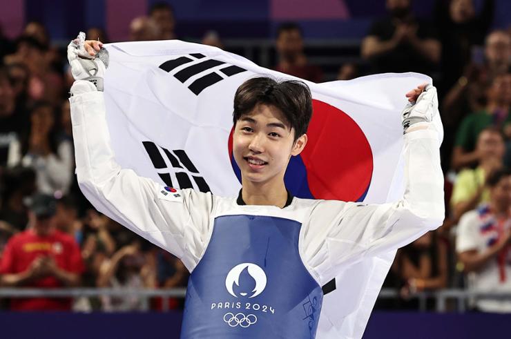 박태준 태권도 세계랭킹 키 나이 프로필 인스타 금메달 고향 논란 움짤 정보 총정리_영어공부