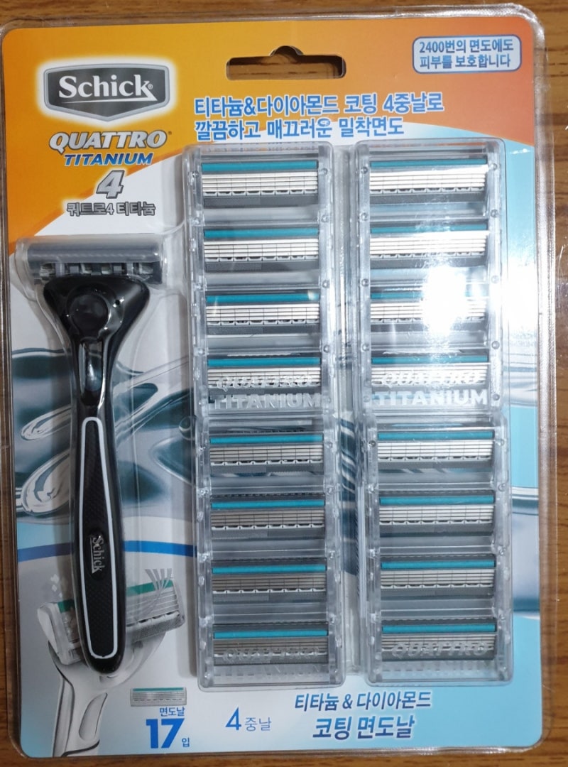 쉬크 쿼트로 4 티타늄 면도기 질레트 마하3 와 사용감 비교! 절대로 주관적 평가! 사용한계횟....