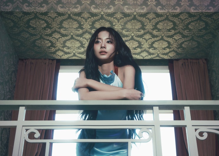 <b>트와이스 쯔위</b>, 클래식한 아름다움 수놓은 솔로 데뷔 앨범... 