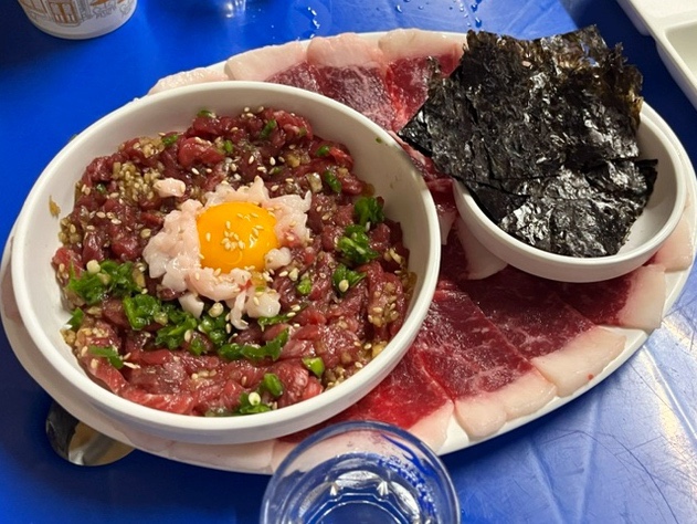  부산 전포 부전역 차돌사시미 야장 맛집: 저수지