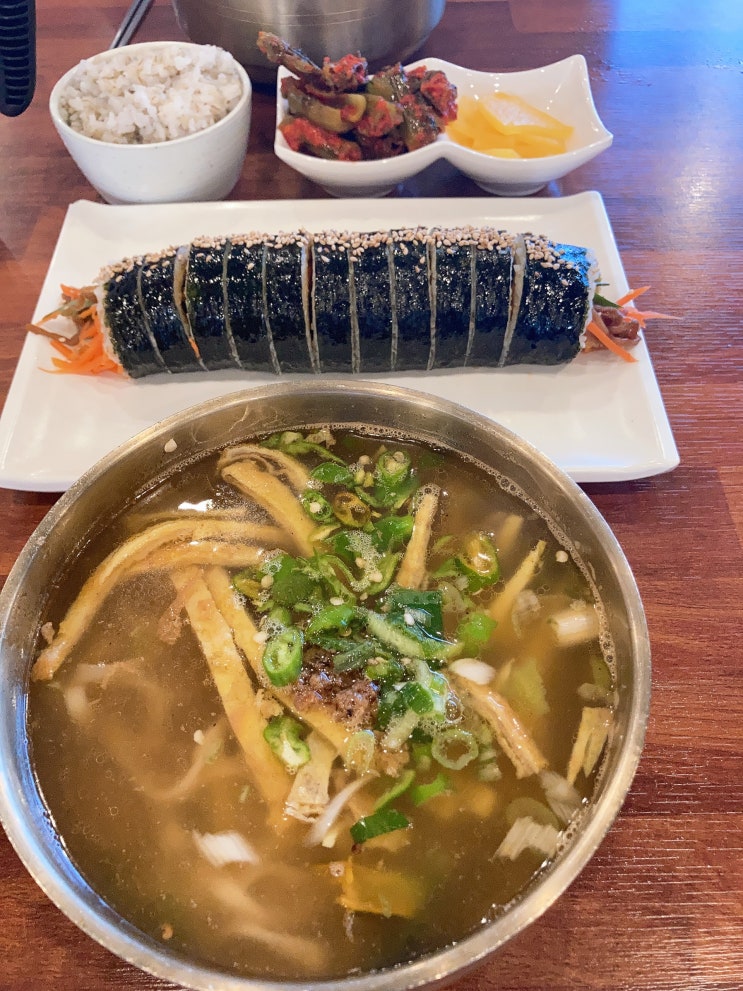  [여수 국내 여행 맛집] 여수 아쿠아플라넷 주변 녹원갈비/칼국수와 육전김밥이 맛있는 국동칼국수(+주차정보/토하젓비빔밥/현지인맛집)