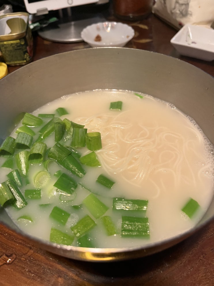  한우 사골육수로 여름 요리를 간편하게, 막내연호 한우 사골곰탕(개당1500원)