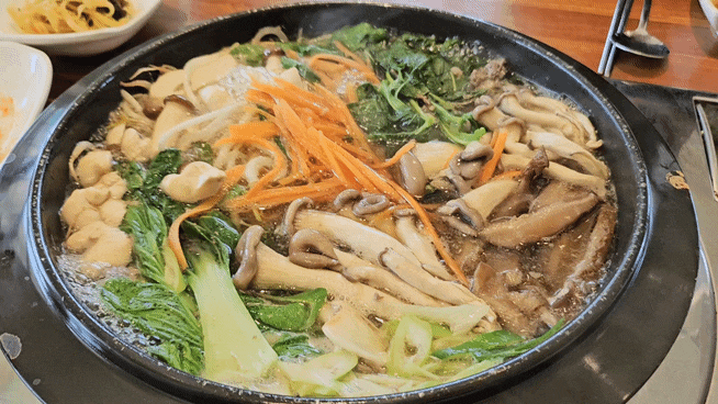  제주 에코랜드맛집 "와흘길따라 본점" 건강하게 즐기는 샤브샤브 추천