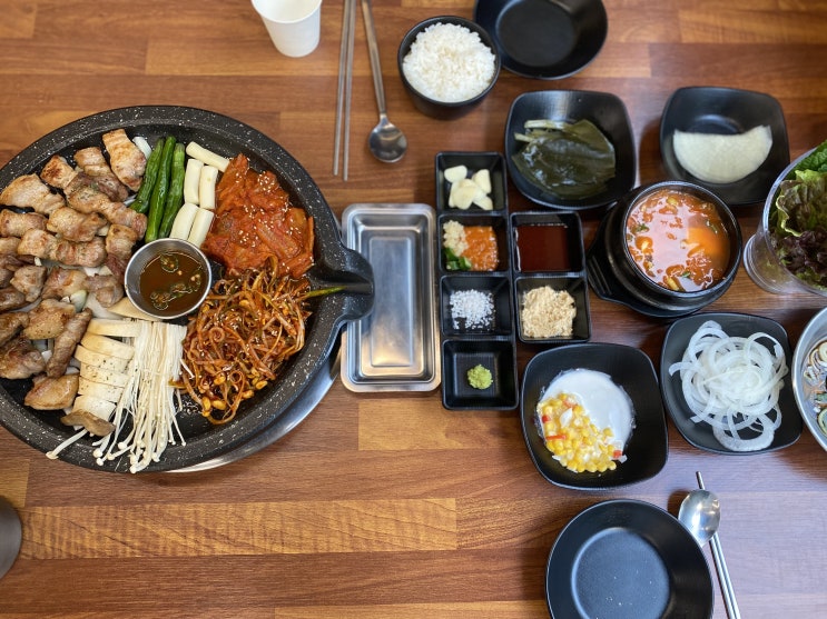  고기구워주는 봉담 돼지고기 맛집 신미돈 화성봉담점