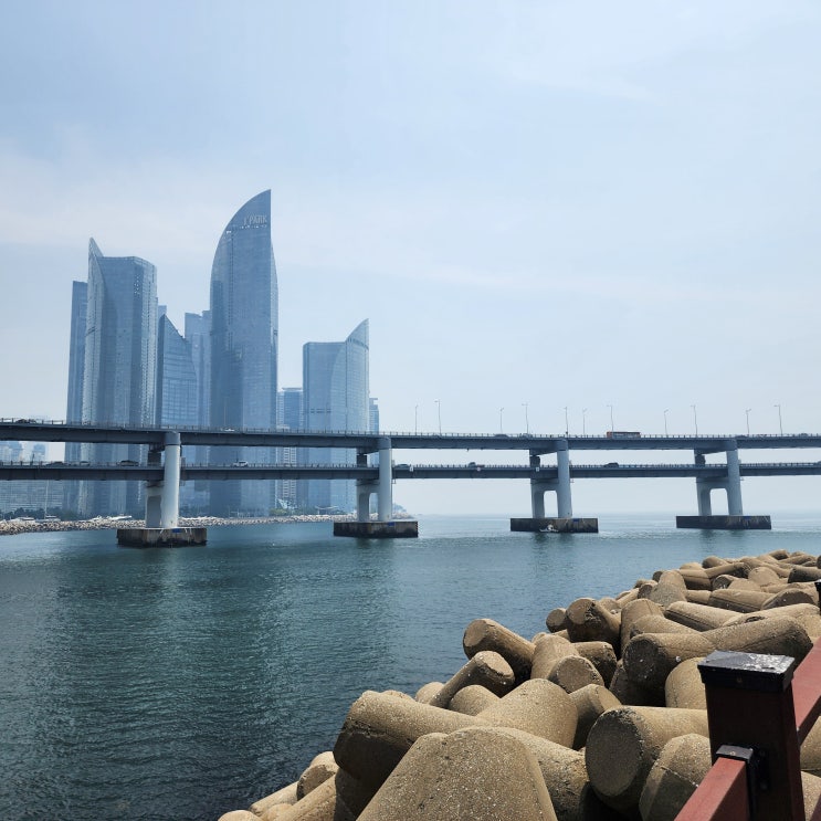  광안리 민락수변공원 부산 여행 걷기 좋은 길 광안대교 마린시티 뷰 주차 어린이 물놀이장