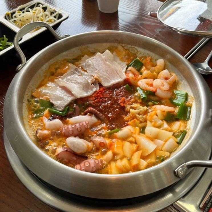  충남아산맛집 사위식당 아산배방점 낙곱새 낙삼새 맛집!