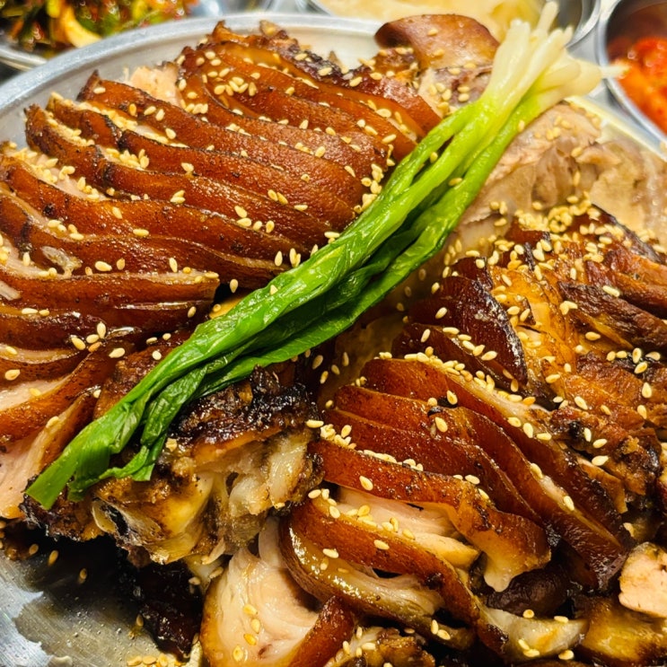  [내돈내먹] 마산 내서 중리 삼계 족발 맛집 '완미족발'