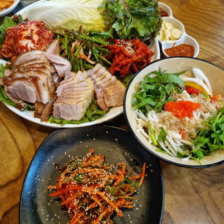  부평 굴포천역 맛집 야다보쌈족발 한치한상