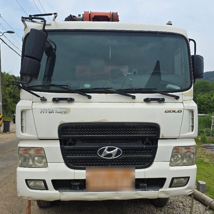 현대 43M 2005년식 2800만원 판매합니다. (수출하는 차량입니다.) 현대 43M 2005년식 2800만원 판매합니다. (수출하는 차량입니다.)