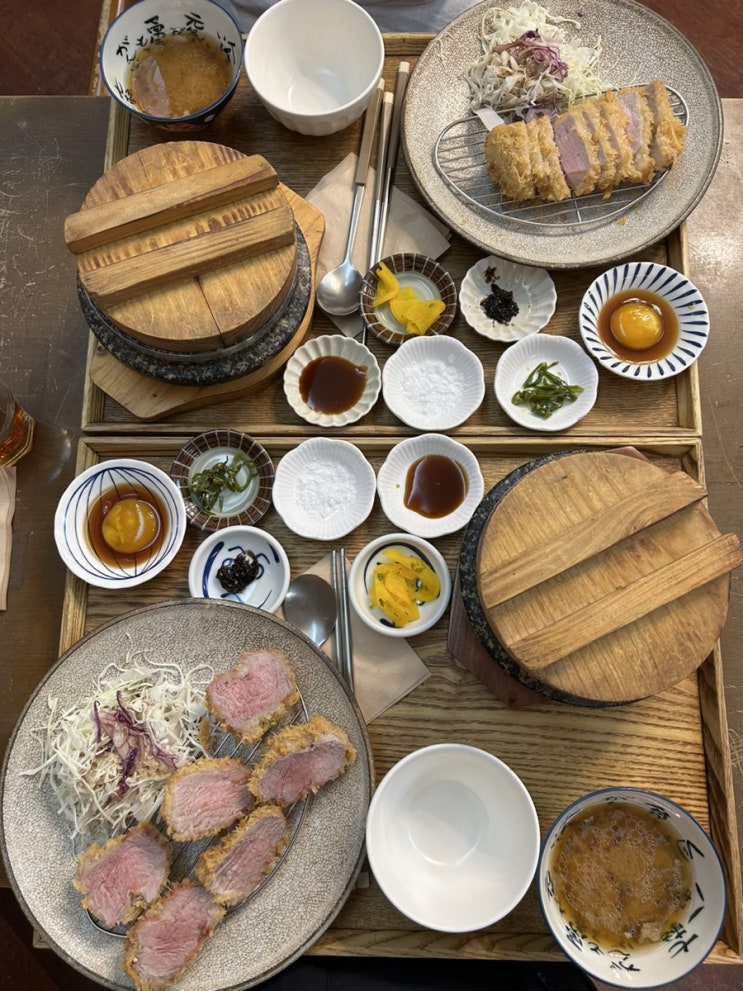  돌솥밥과 돈카츠의 조합 홍대 돈카츠 맛집 카마카츠