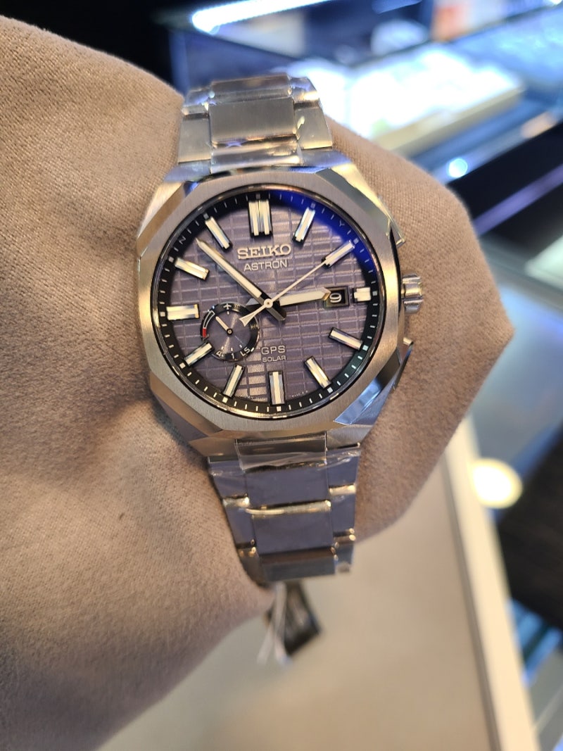 24년 신제품] 세이코 아스트론 GPS 솔라 티타늄 SSJ013J1 인천 발송 : 네이버 블로그
