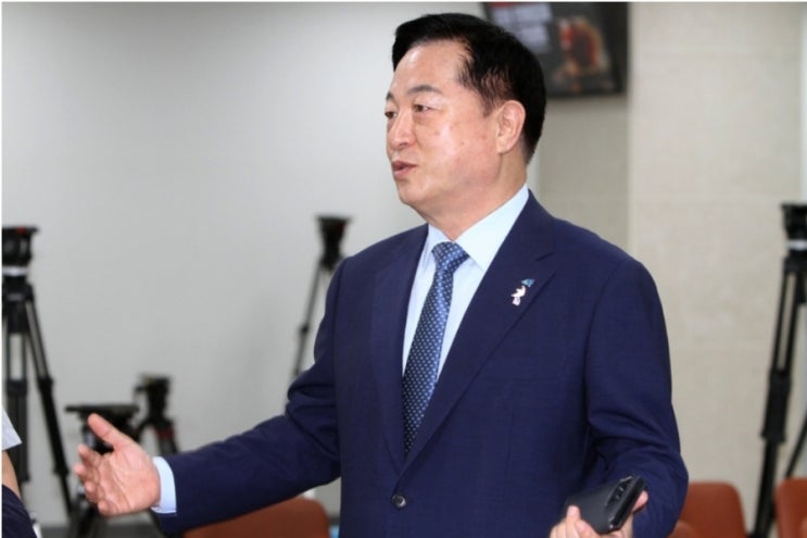 김두관, “<b>김경수</b> 복권 <b>환영</b>” 윤 대통령 결단 촉구